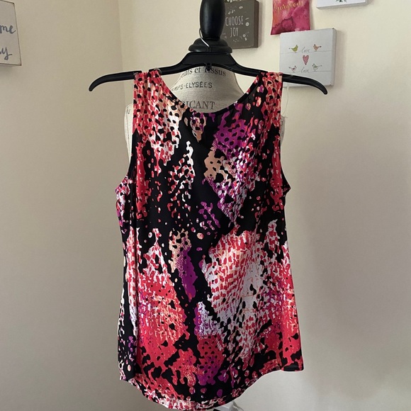 Sleeveless blouse - Picture 3 of 4